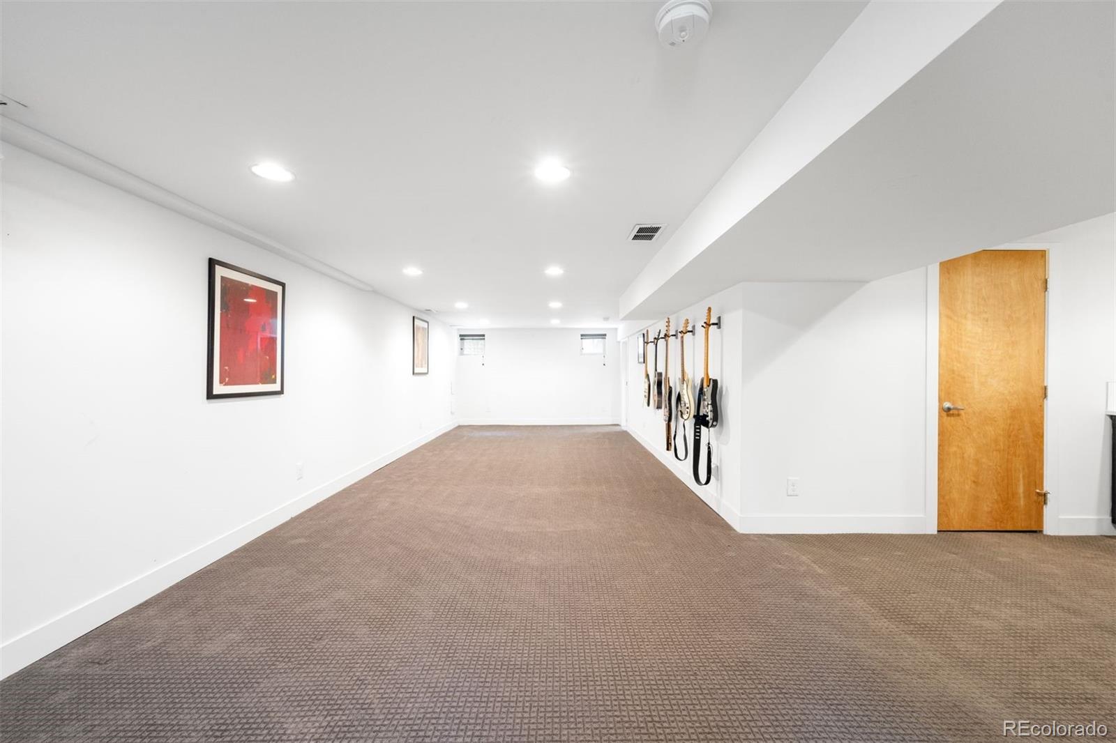 2669 N Cherry Street