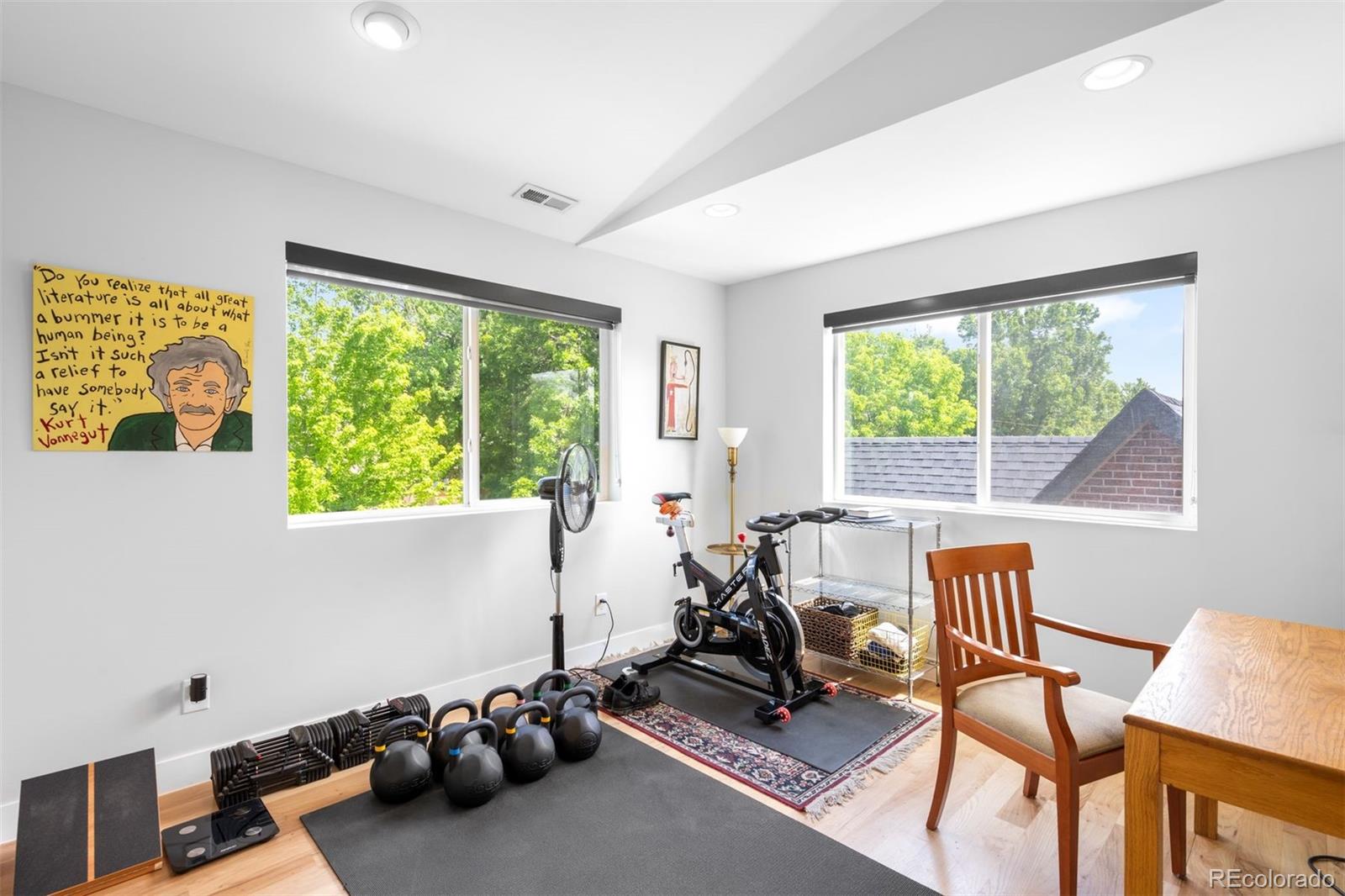 2669 N Cherry Street