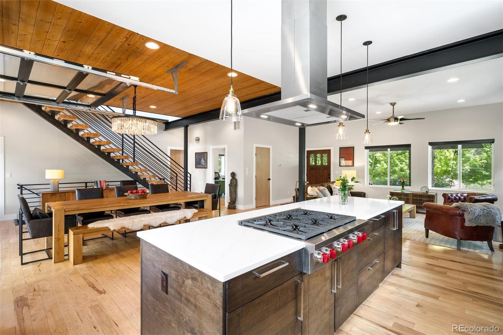 2669 N Cherry Street