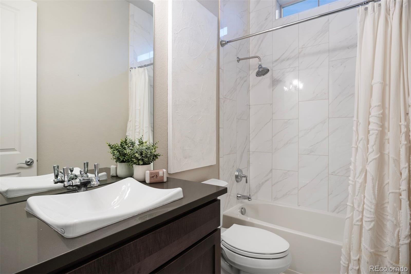 23030 E Del Norte Circle