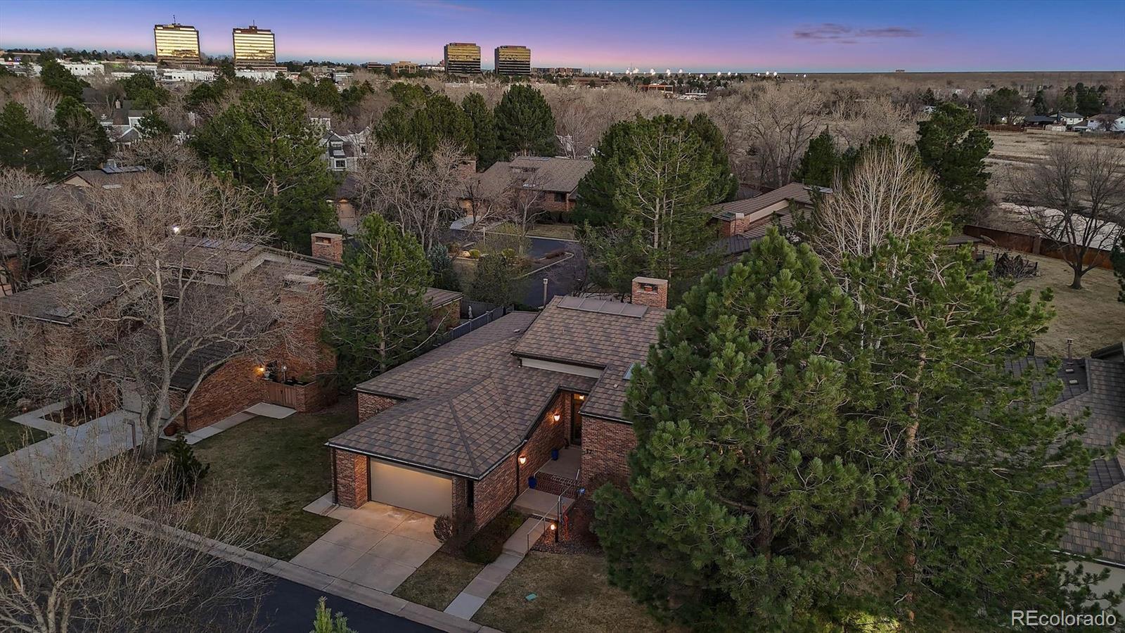 2777 S Elmira Street Unit: 17