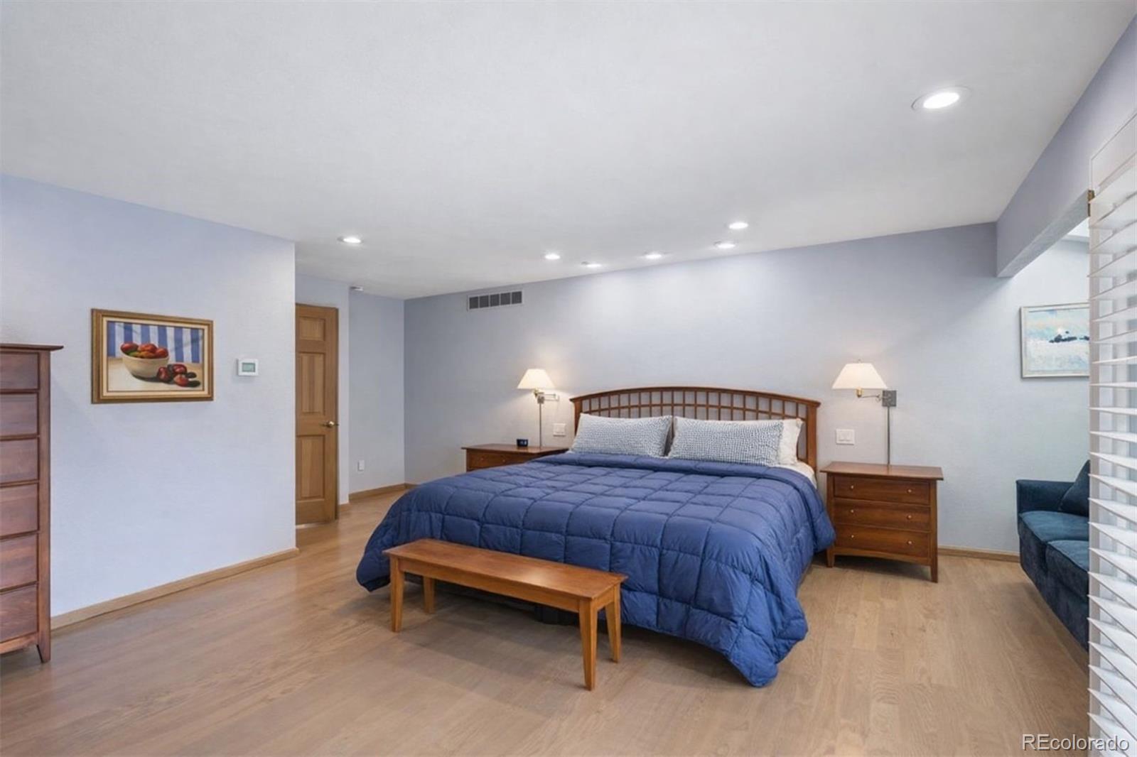 2777 S Elmira Street Unit: 17