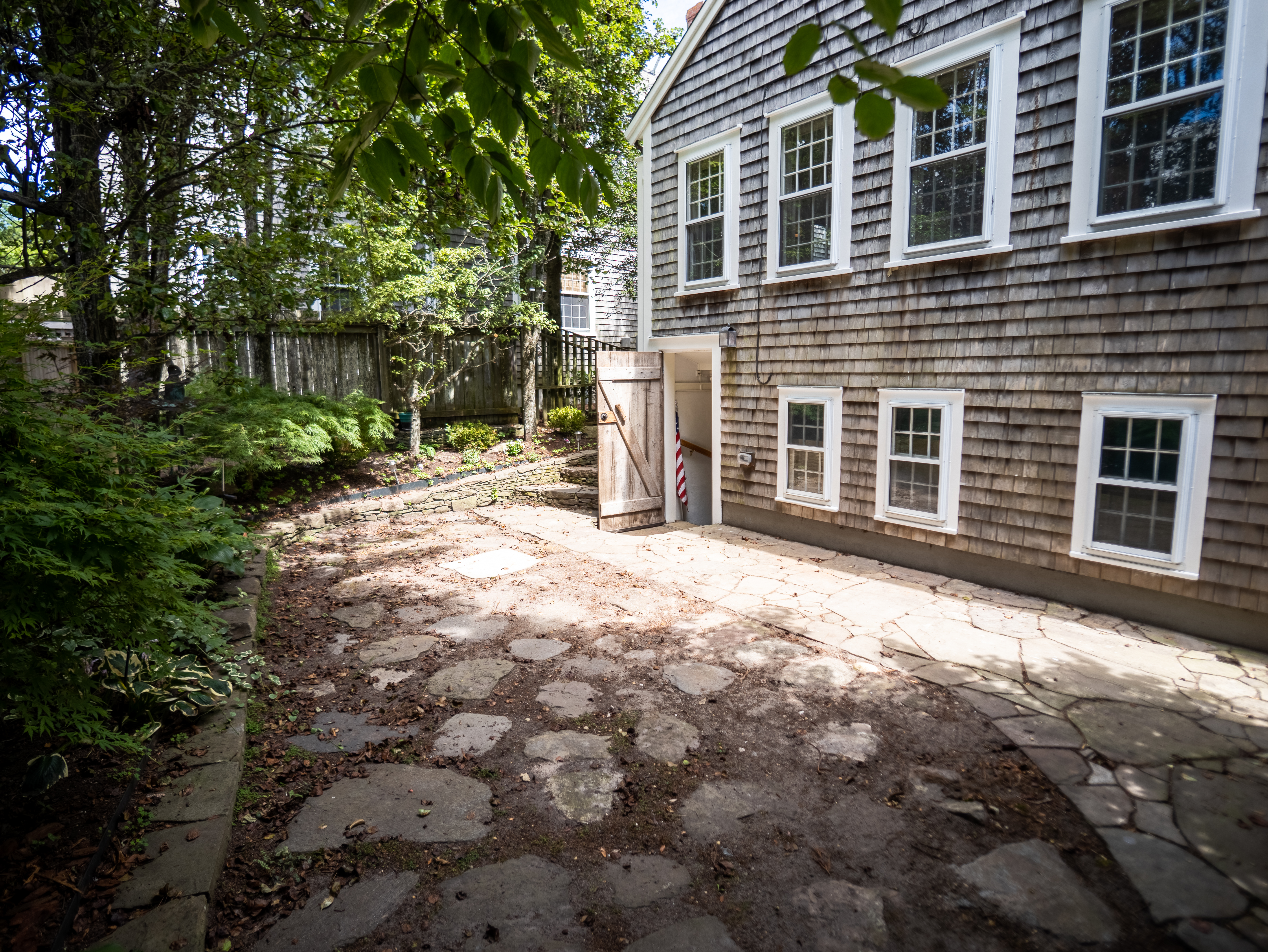 33 Pine St