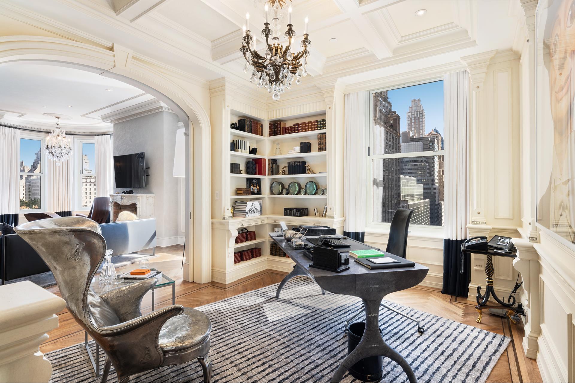 1 CENTRAL Park S 909