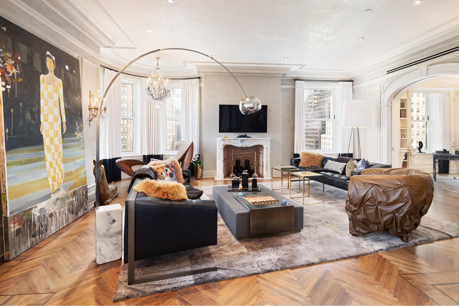 1 CENTRAL Park S 909