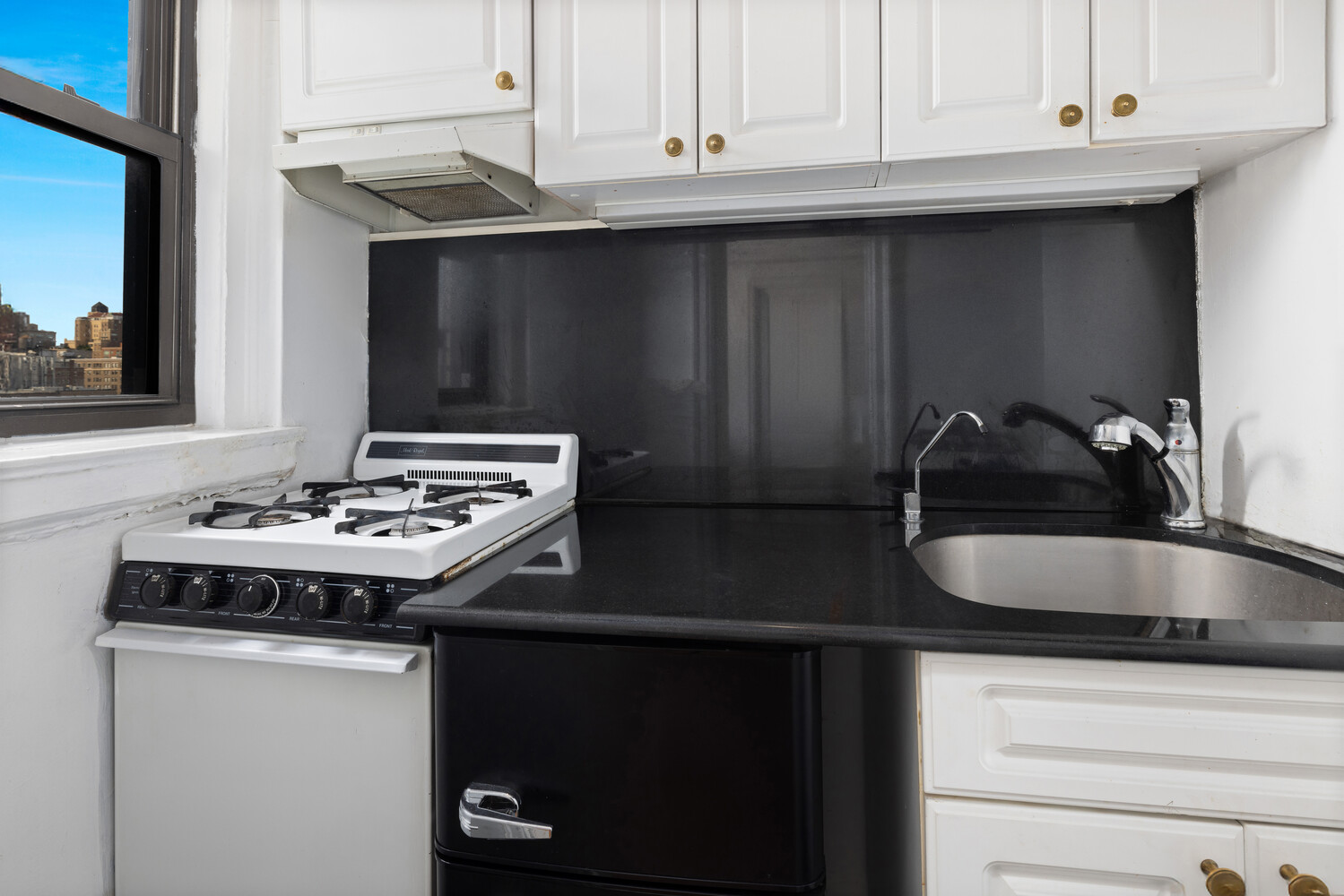 49 W 72ND Street 14E