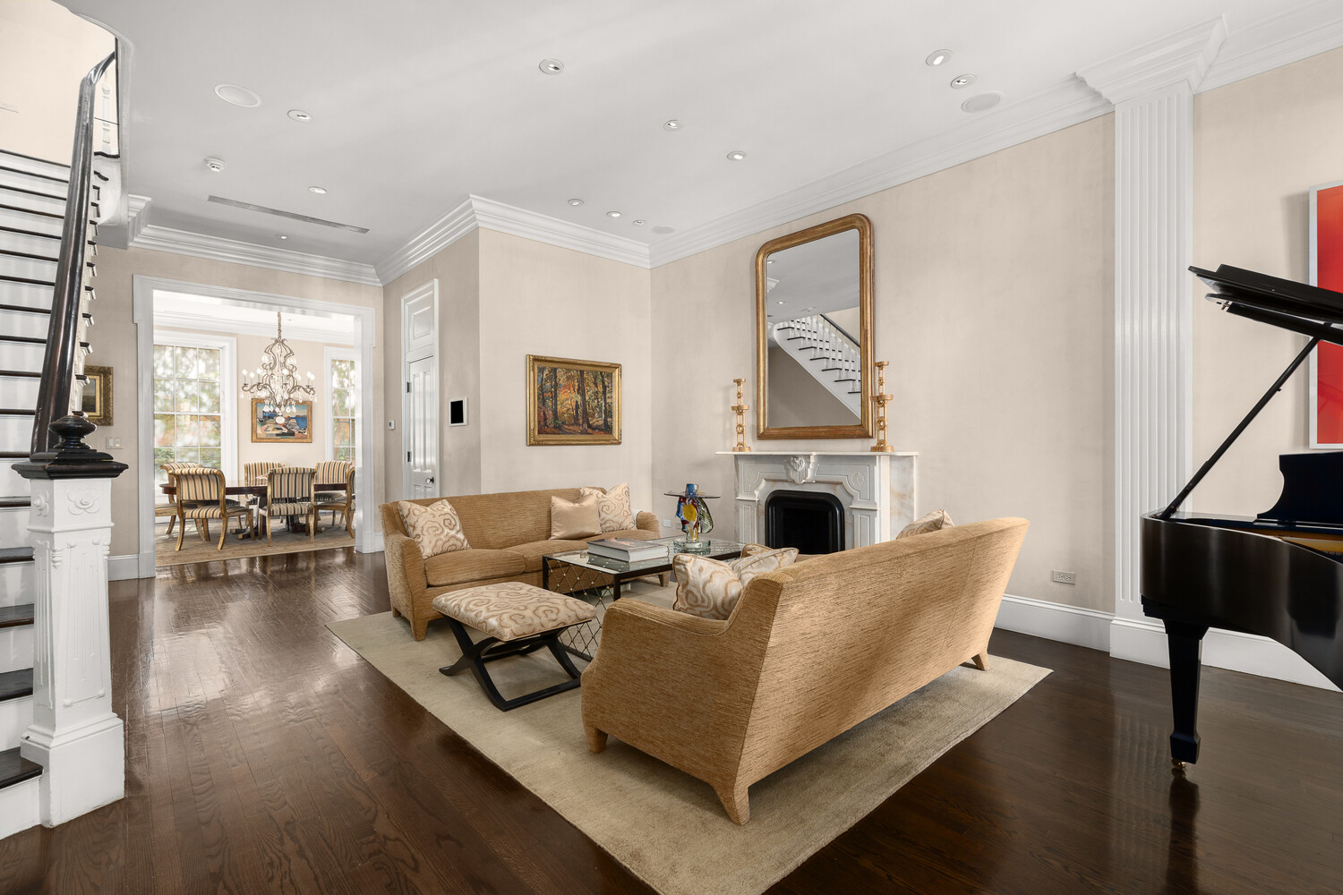518 E 89TH Street