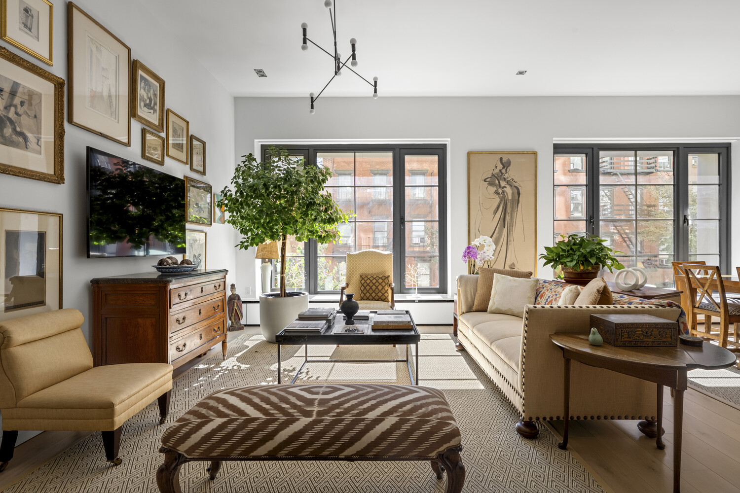 225 W 17TH Street 2A