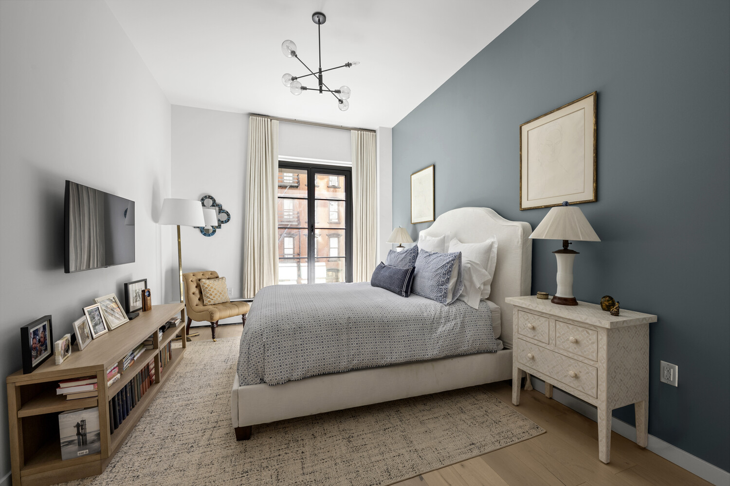 225 W 17TH Street 2A