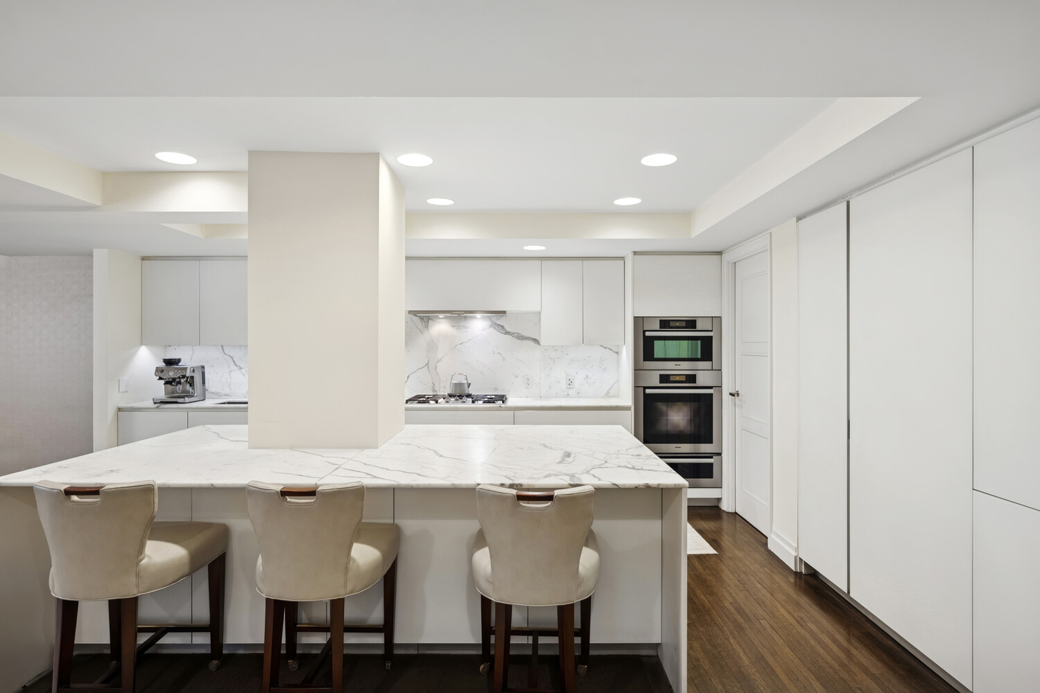 737 PARK Avenue 5C
