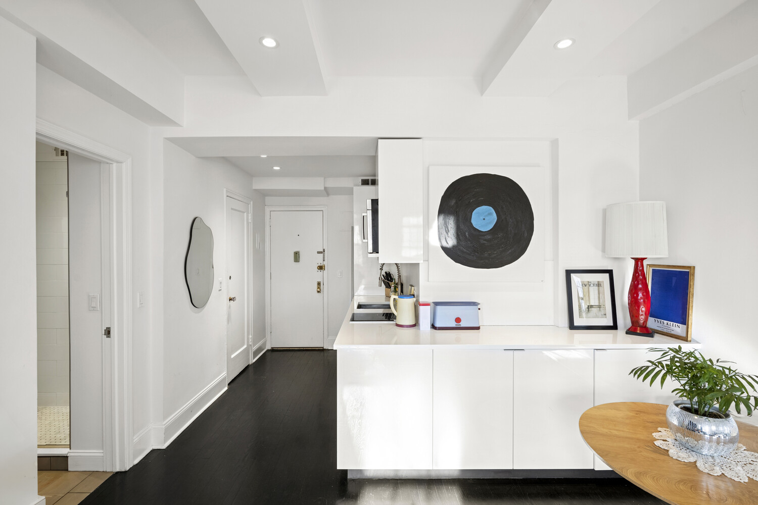 24 5TH Avenue 1609