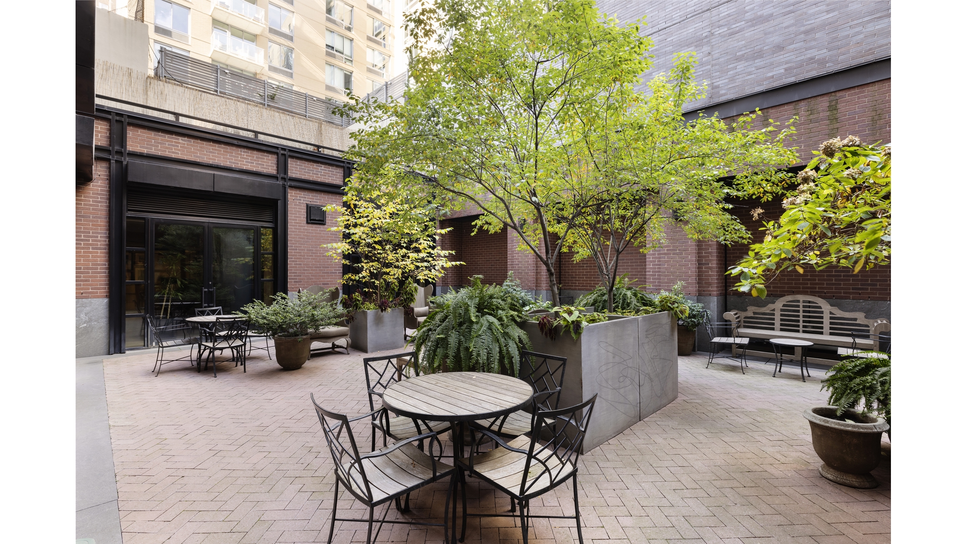 261 W 25TH Street 11A