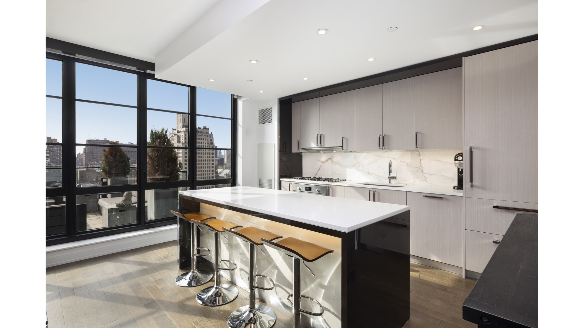 261 W 25TH Street 11A