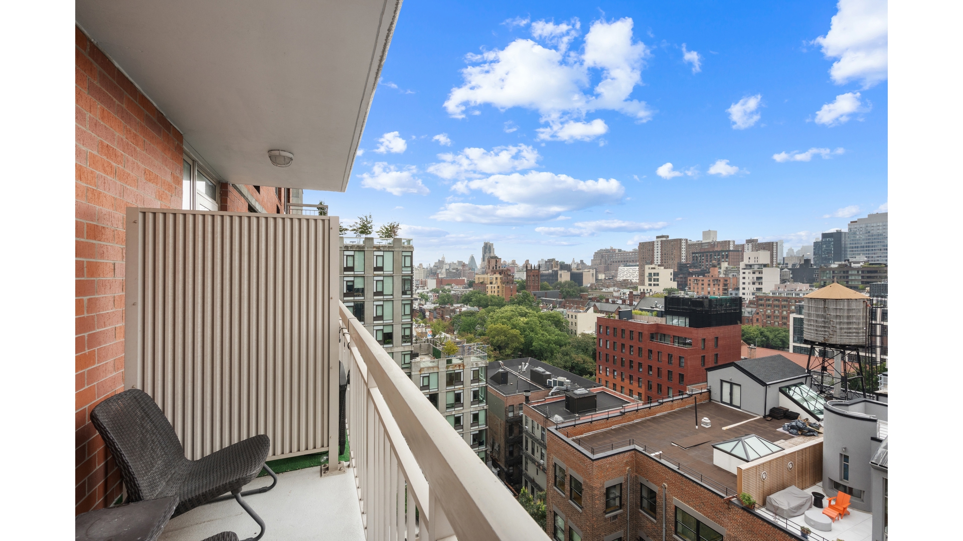 520 W 23RD Street 14A