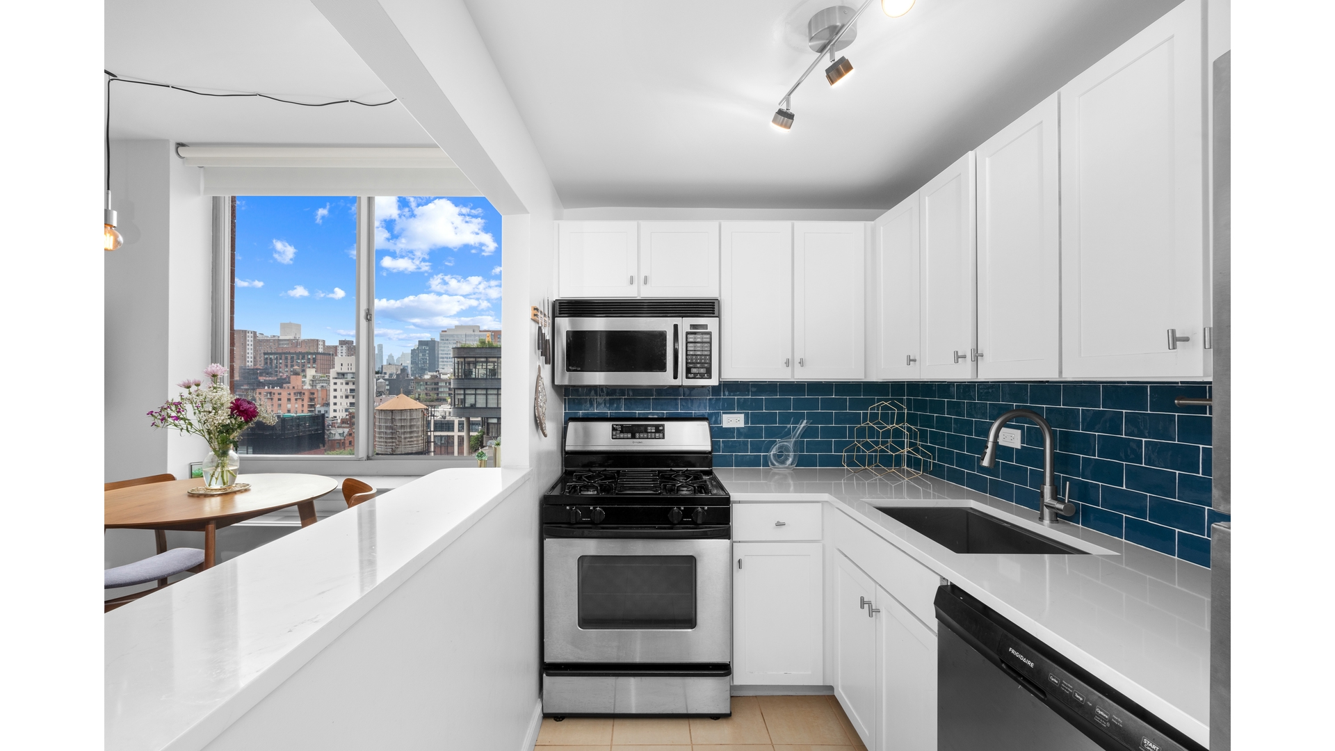 520 W 23RD Street 14A