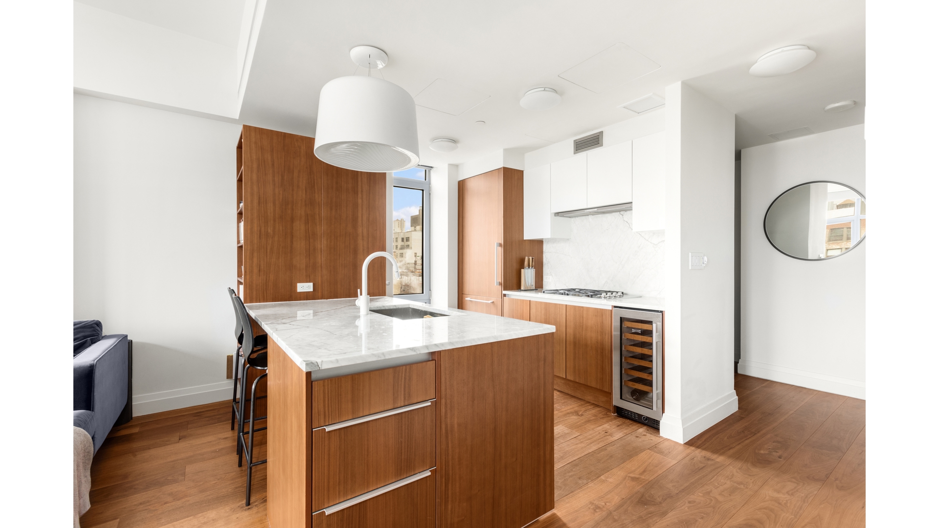 35 W 15TH Street 11E