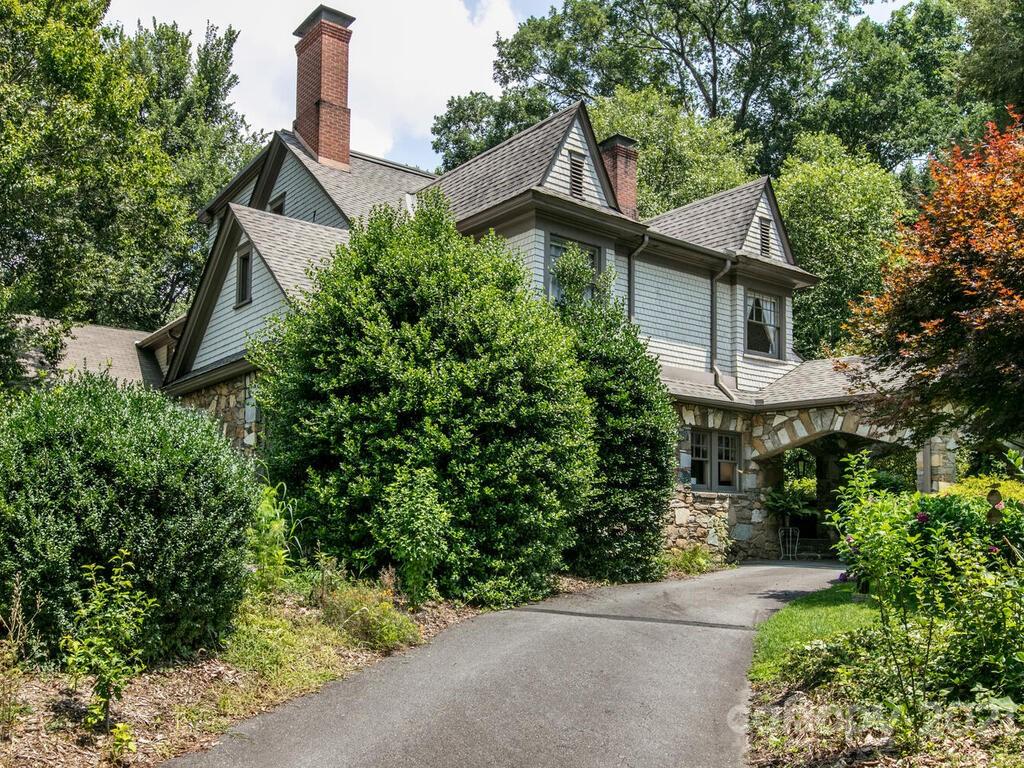 84 Oakland Road