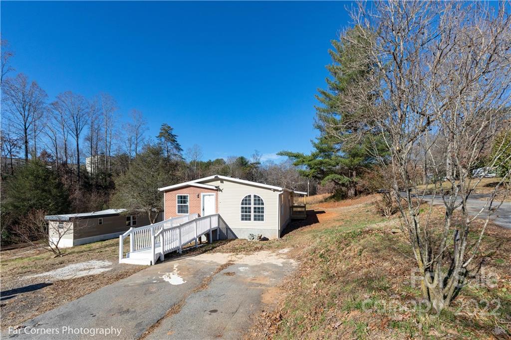 3 Miramar Drive