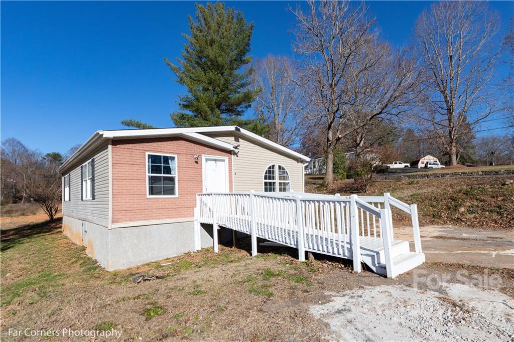 3 Miramar Drive