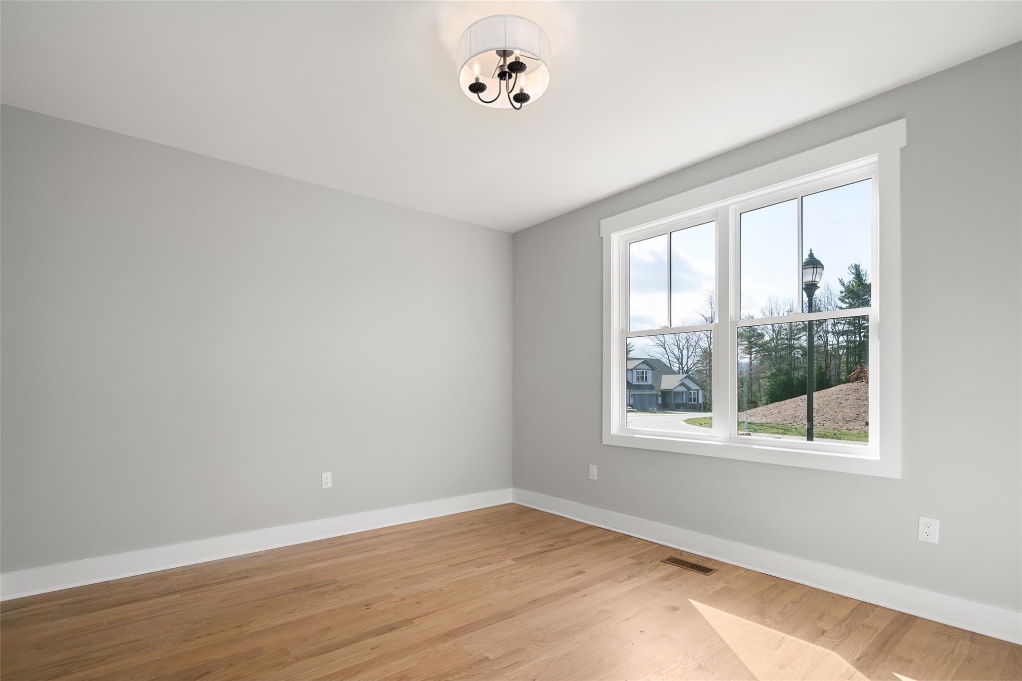 243 Hogans View Circle