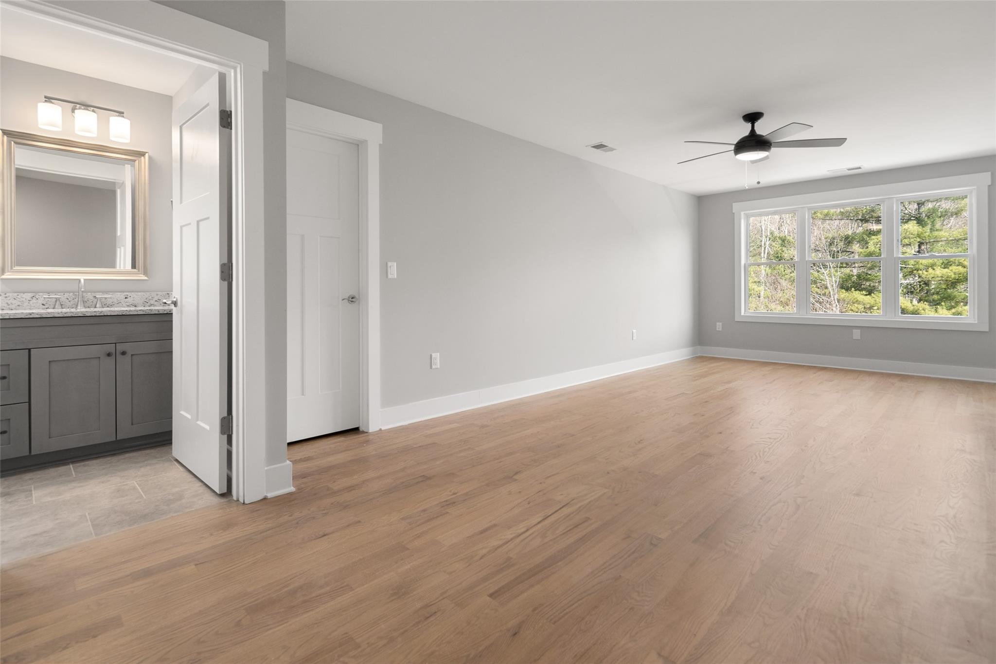 243 Hogans View Circle