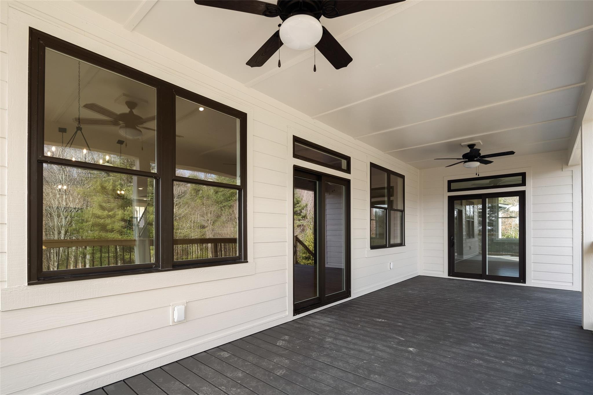 243 Hogans View Circle