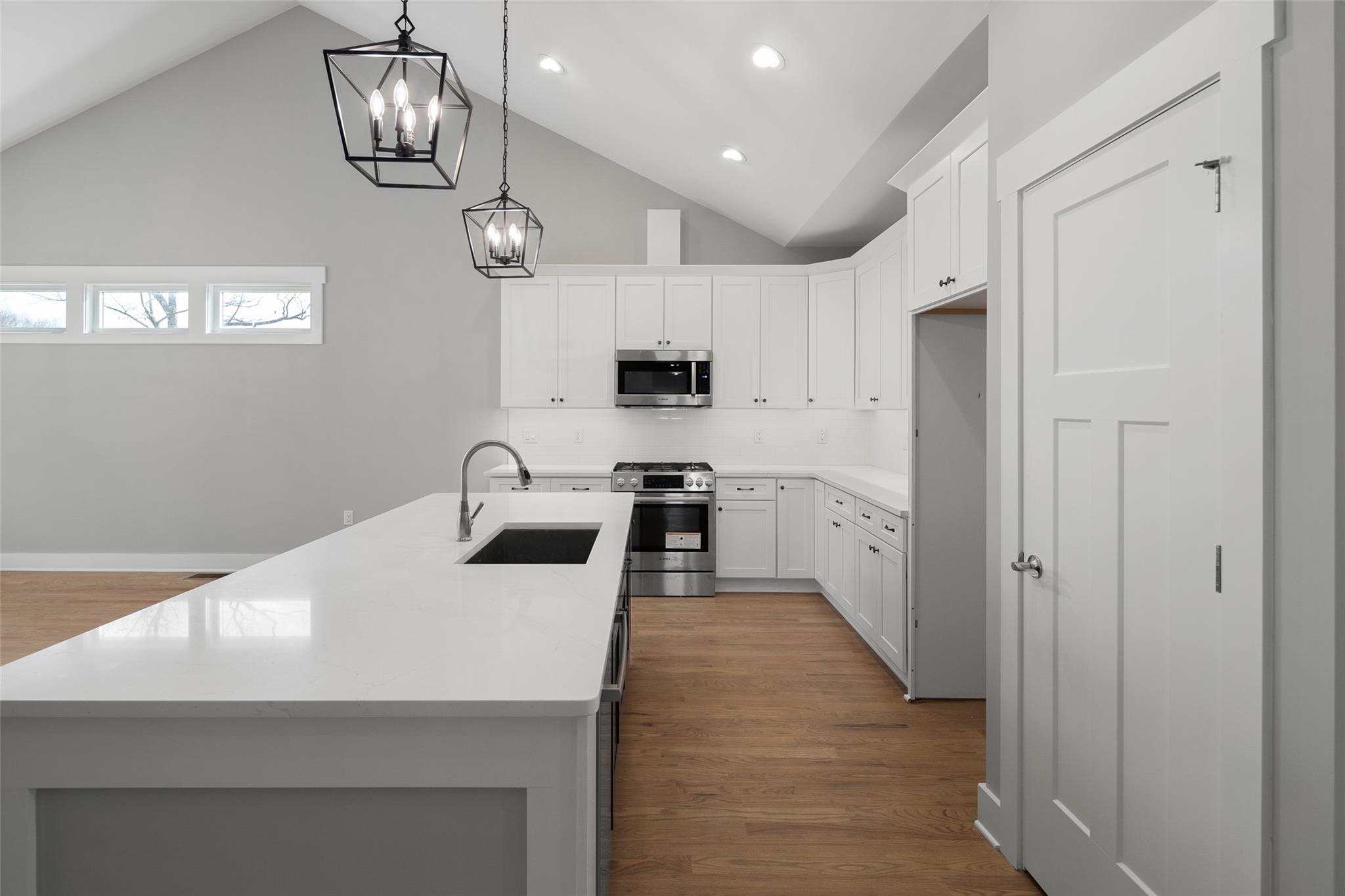 243 Hogans View Circle