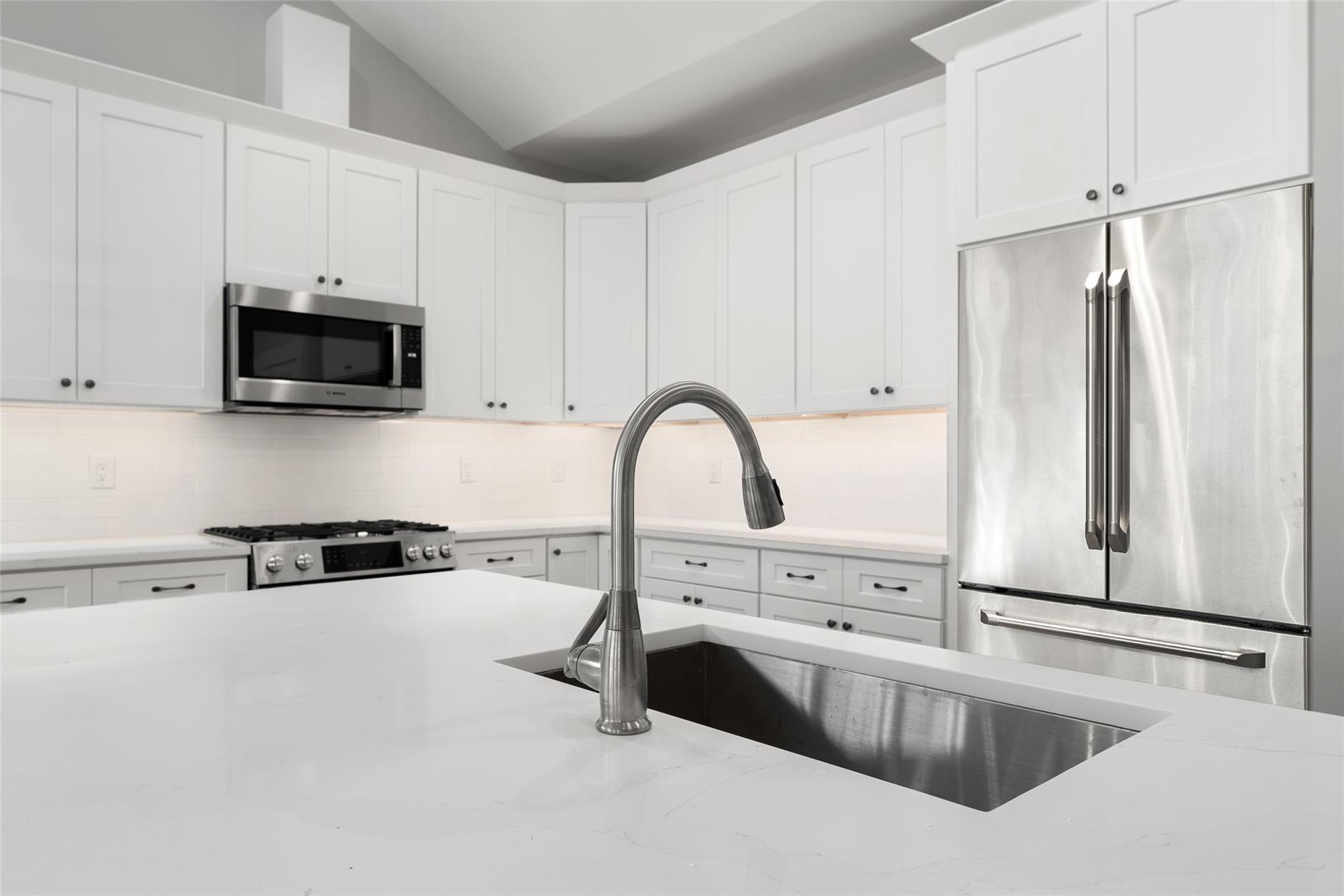 243 Hogans View Circle