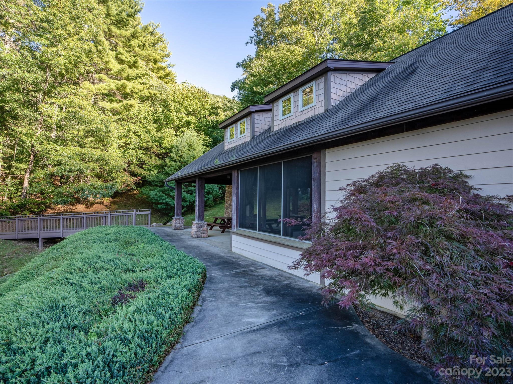 64 Mountain Magnolia Drive Unit: 51