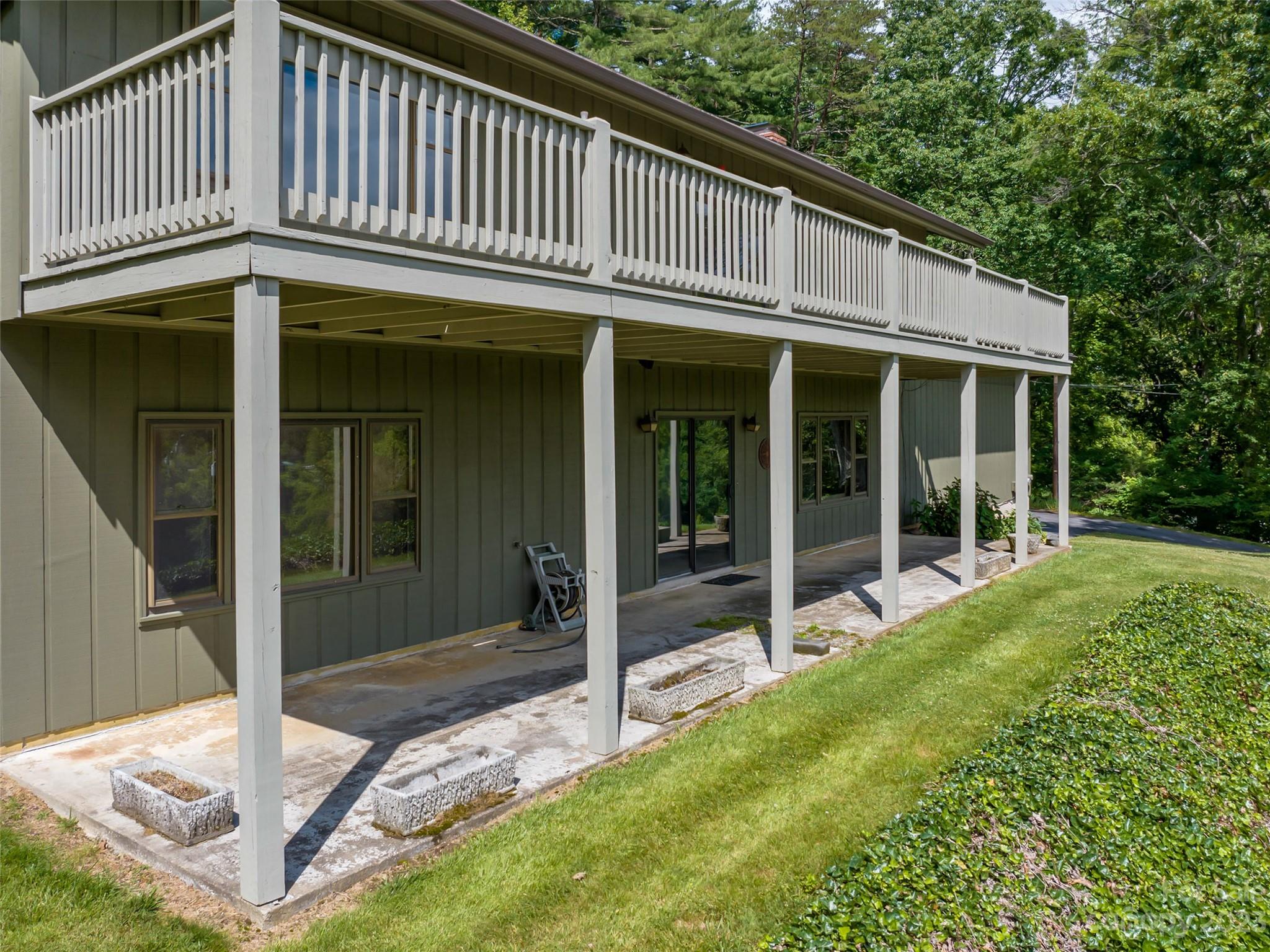 320 Upper Grassy Branch Road