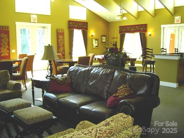 48 Creekside View Drive