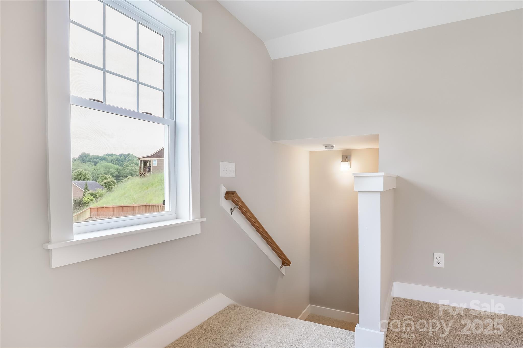 48 Creekside View Drive