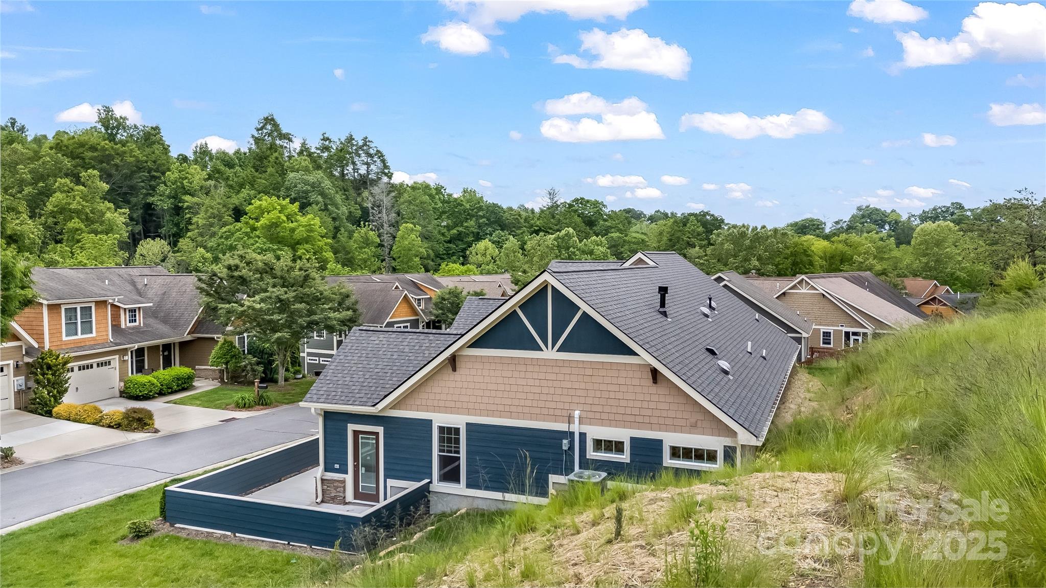 48 Creekside View Drive