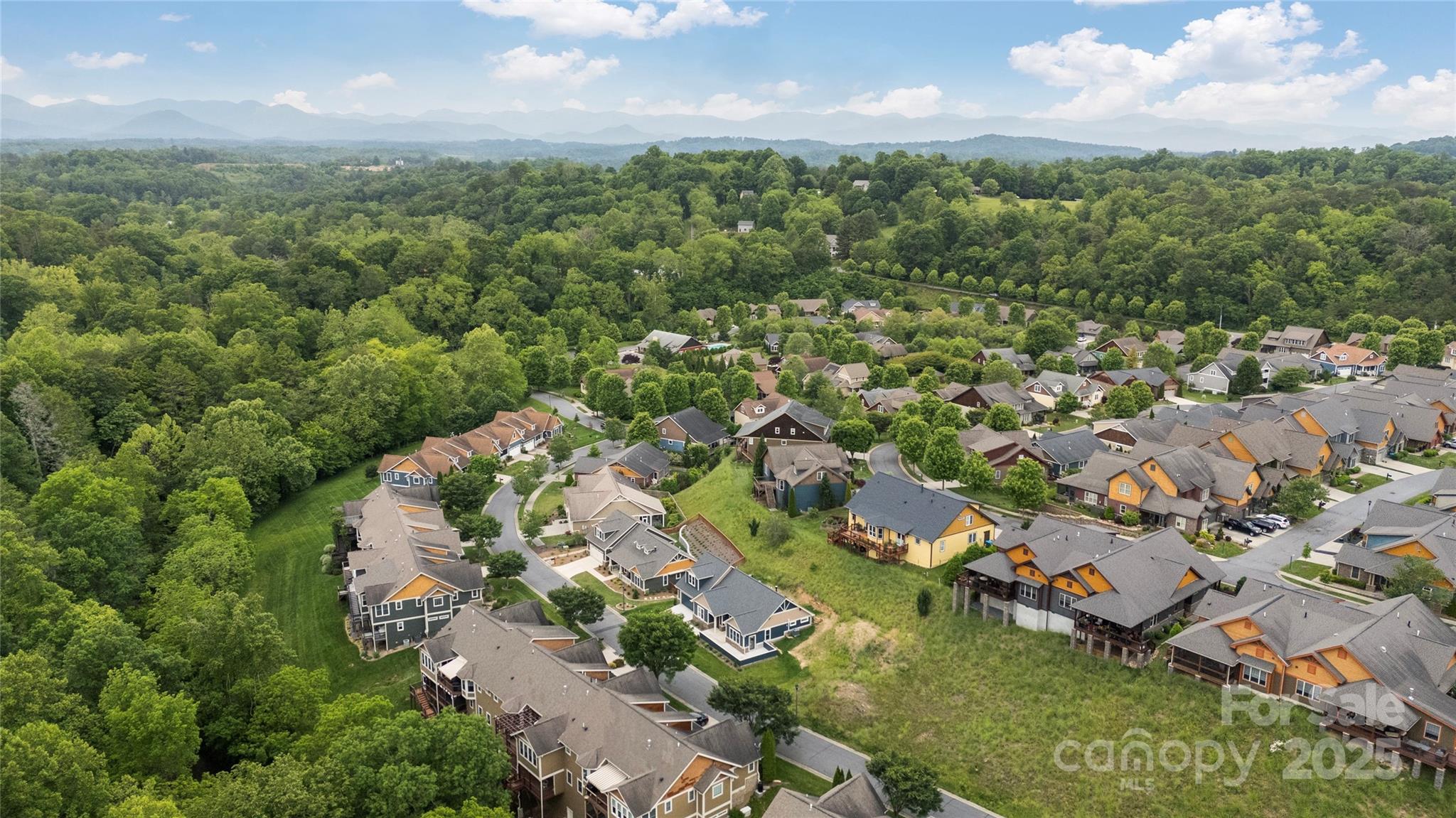 48 Creekside View Drive
