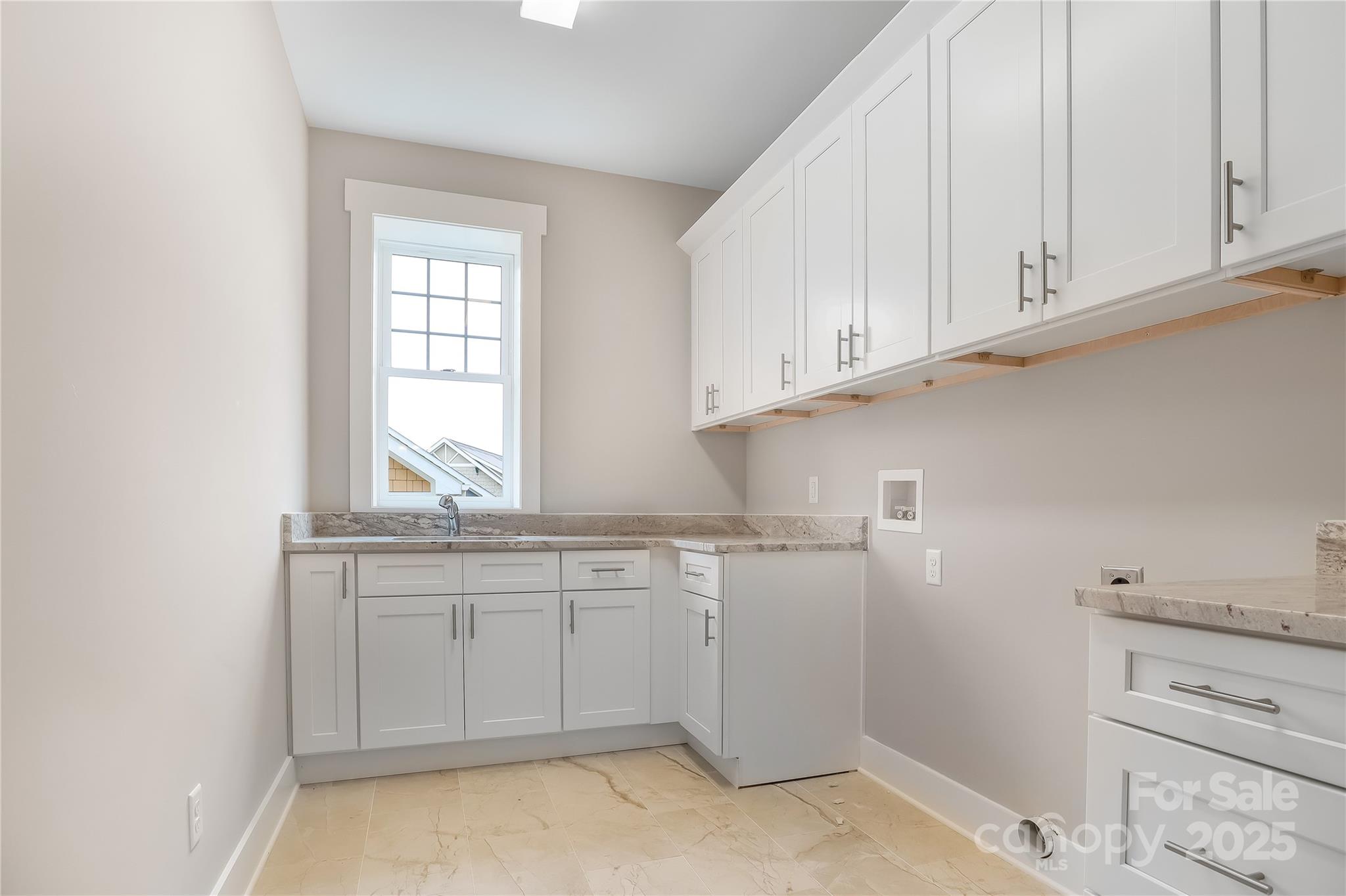 48 Creekside View Drive