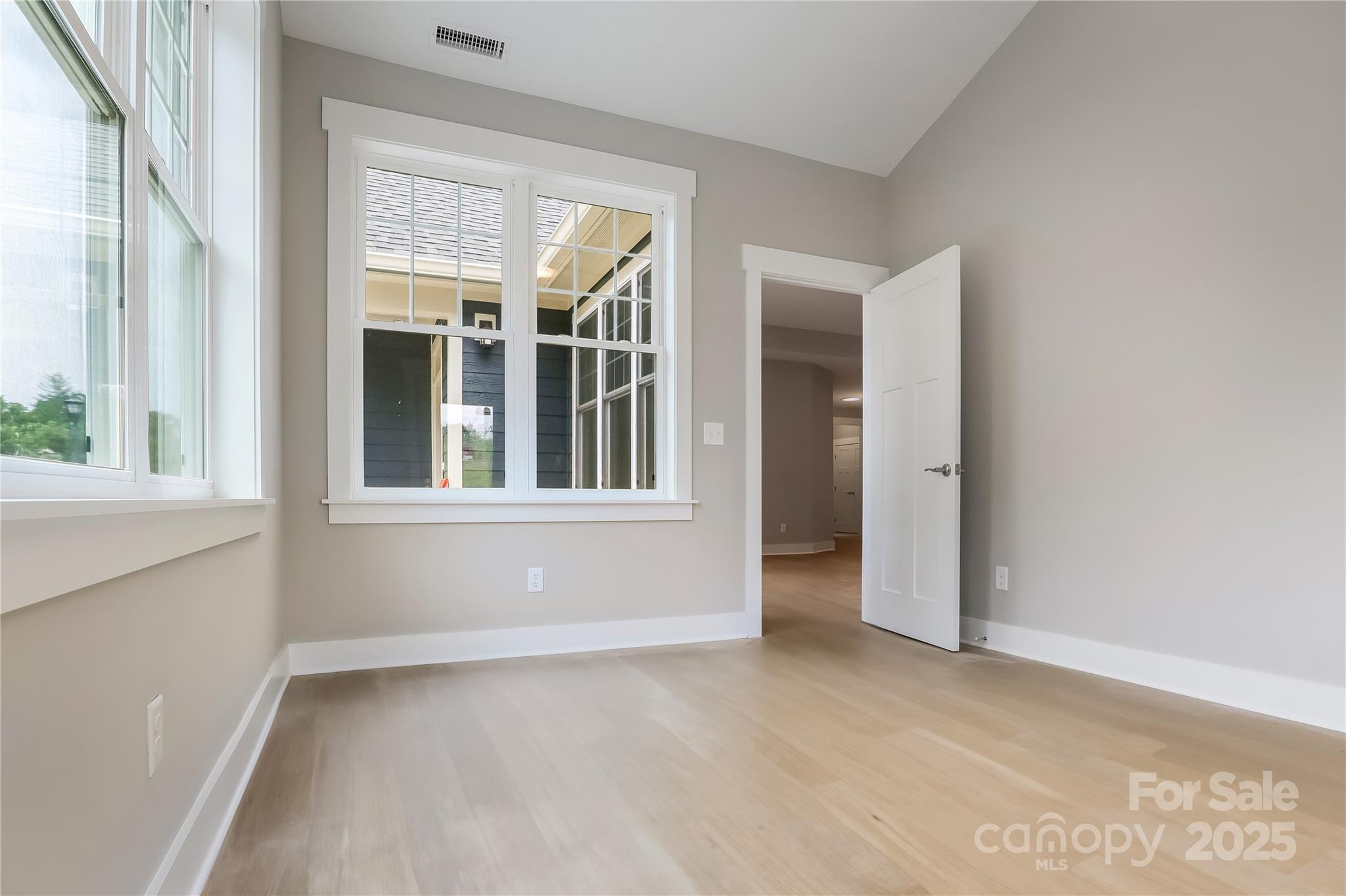 48 Creekside View Drive