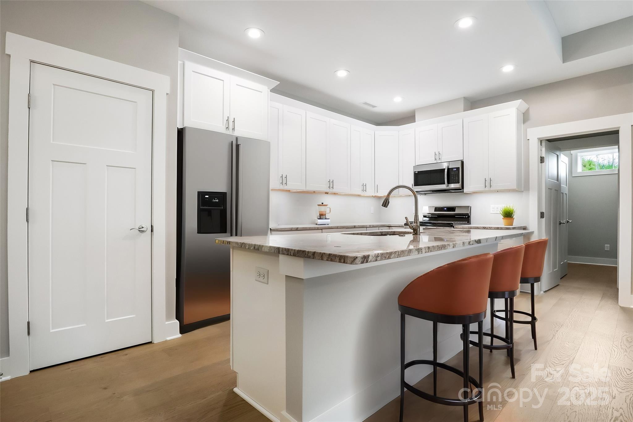 48 Creekside View Drive