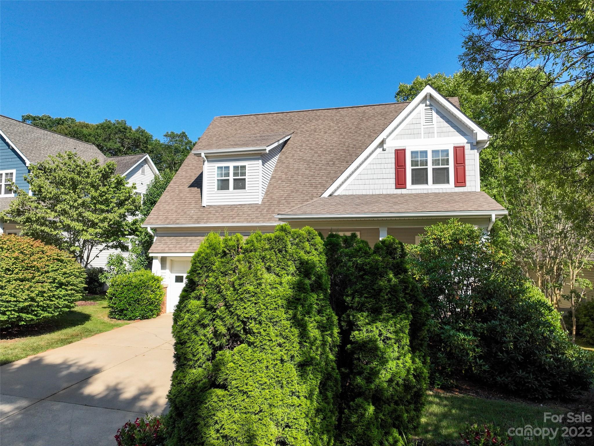 1320 Heathbrook Circle