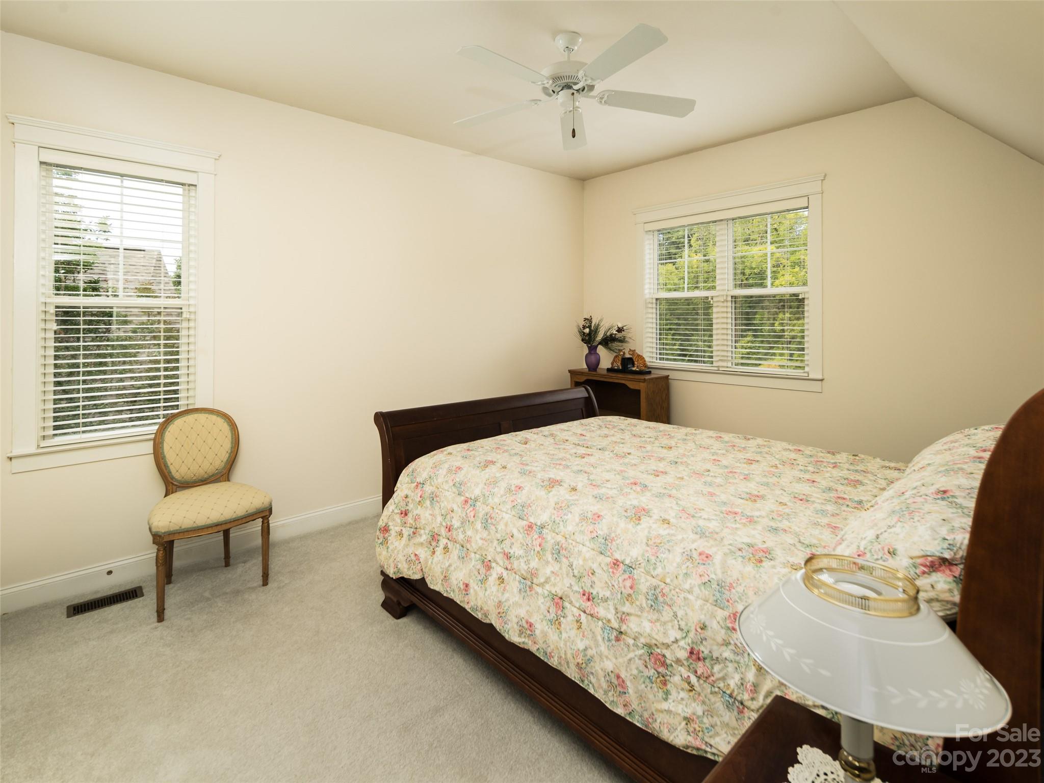 1320 Heathbrook Circle