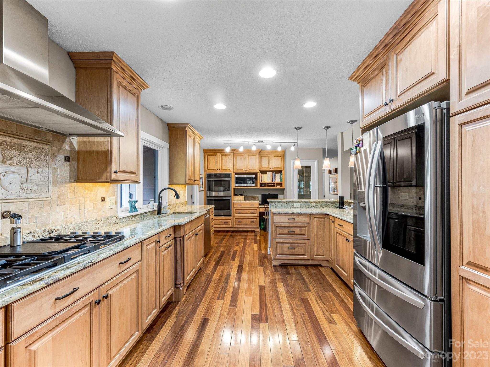 47 Chestnut Ridge Road