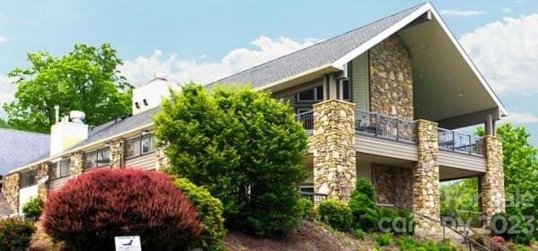 47 Chestnut Ridge Road