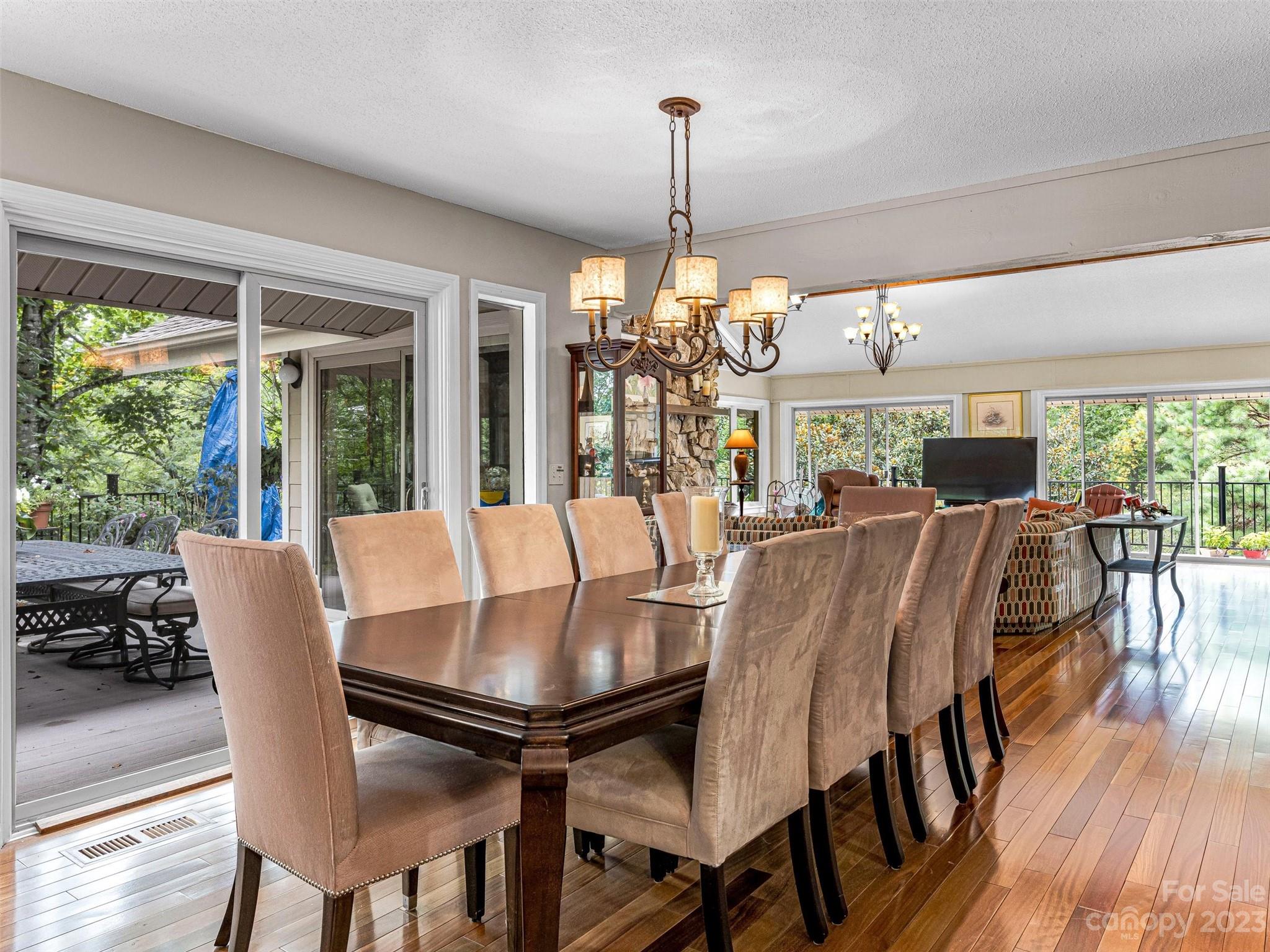 47 Chestnut Ridge Road