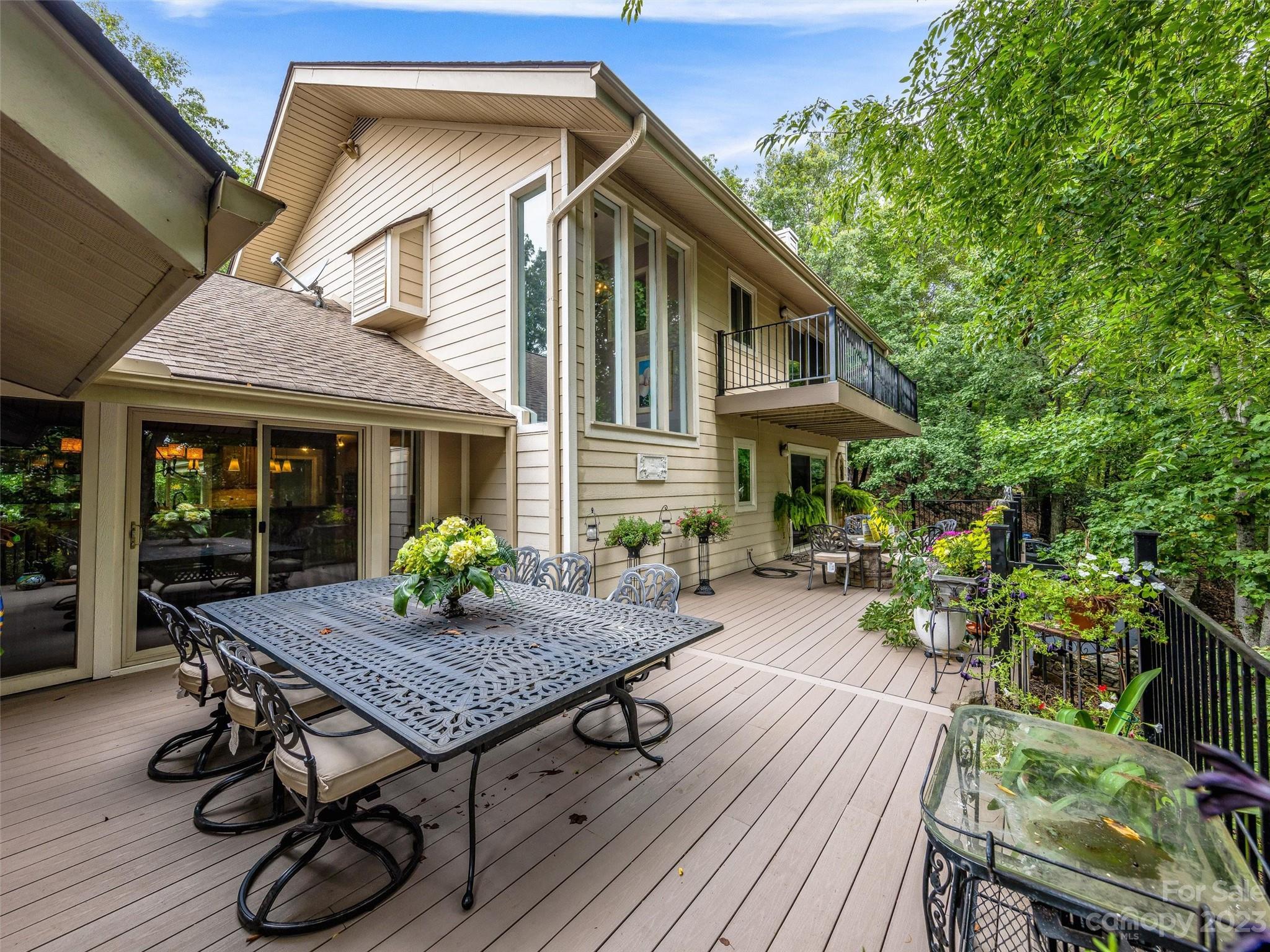 47 Chestnut Ridge Road