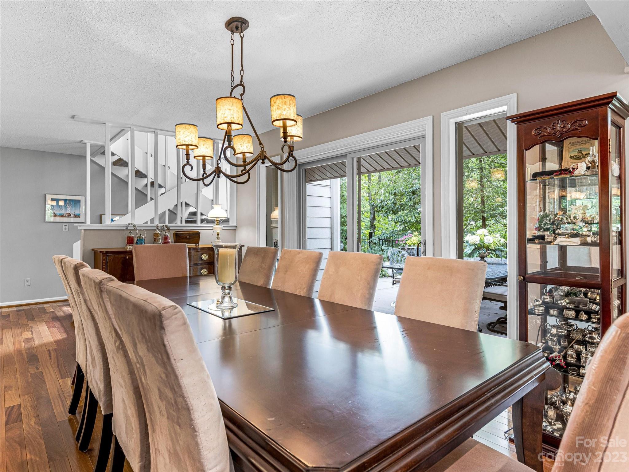 47 Chestnut Ridge Road