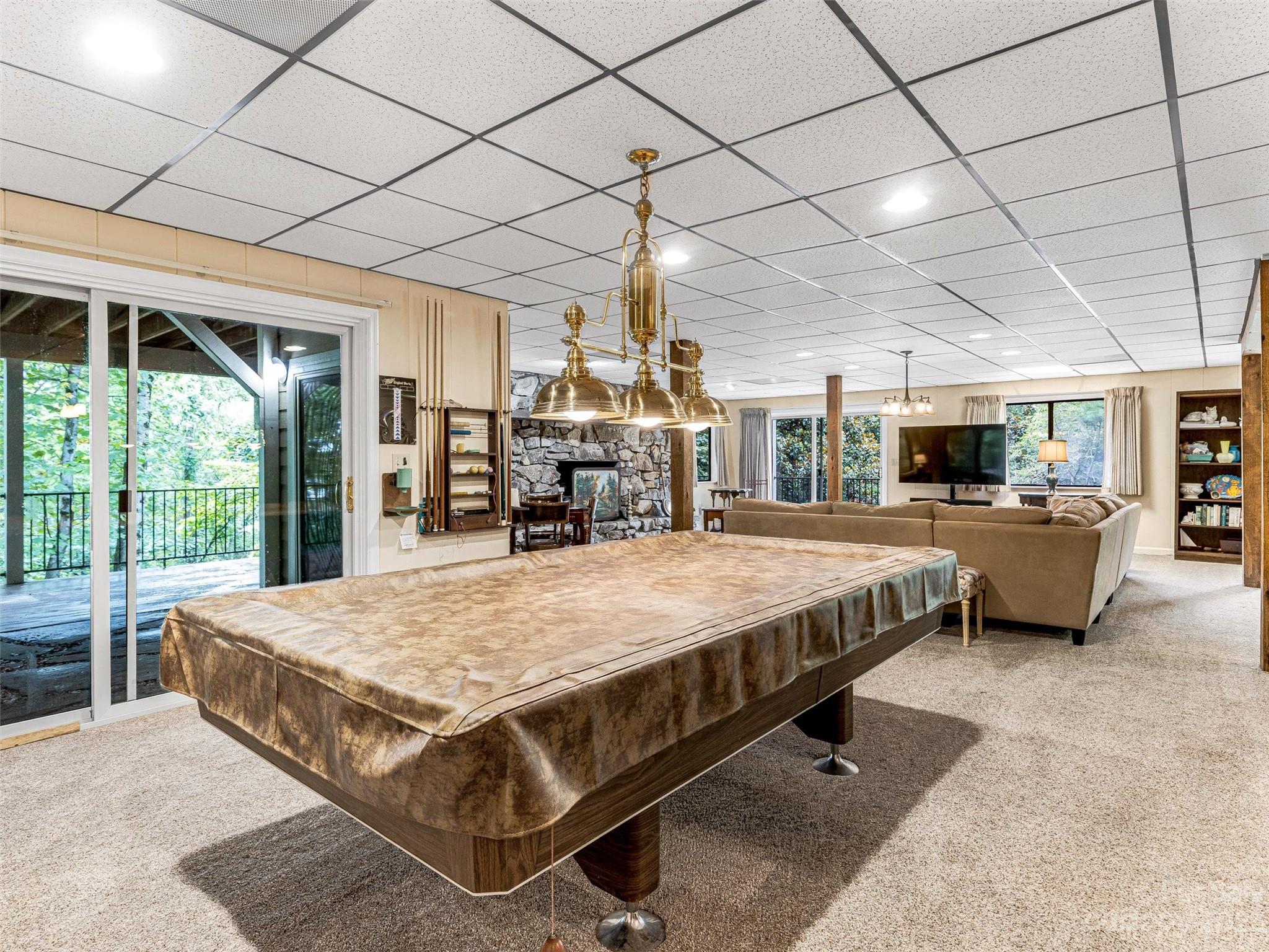 47 Chestnut Ridge Road