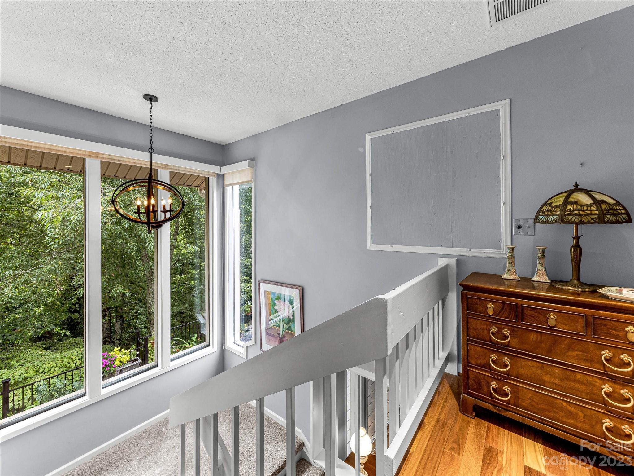 47 Chestnut Ridge Road