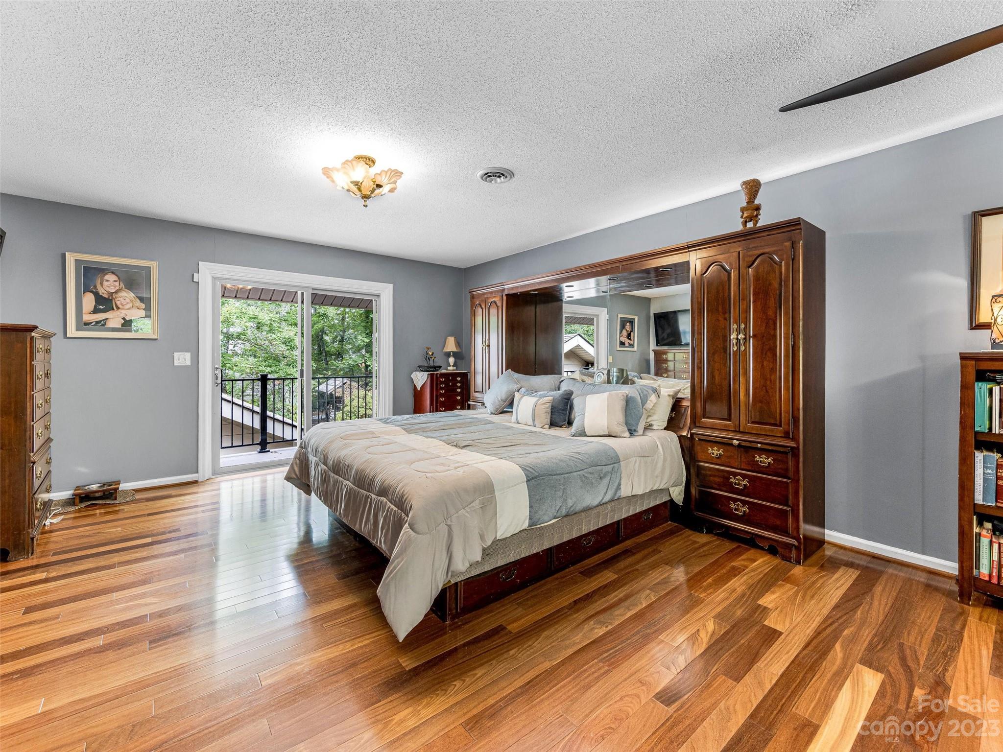 47 Chestnut Ridge Road