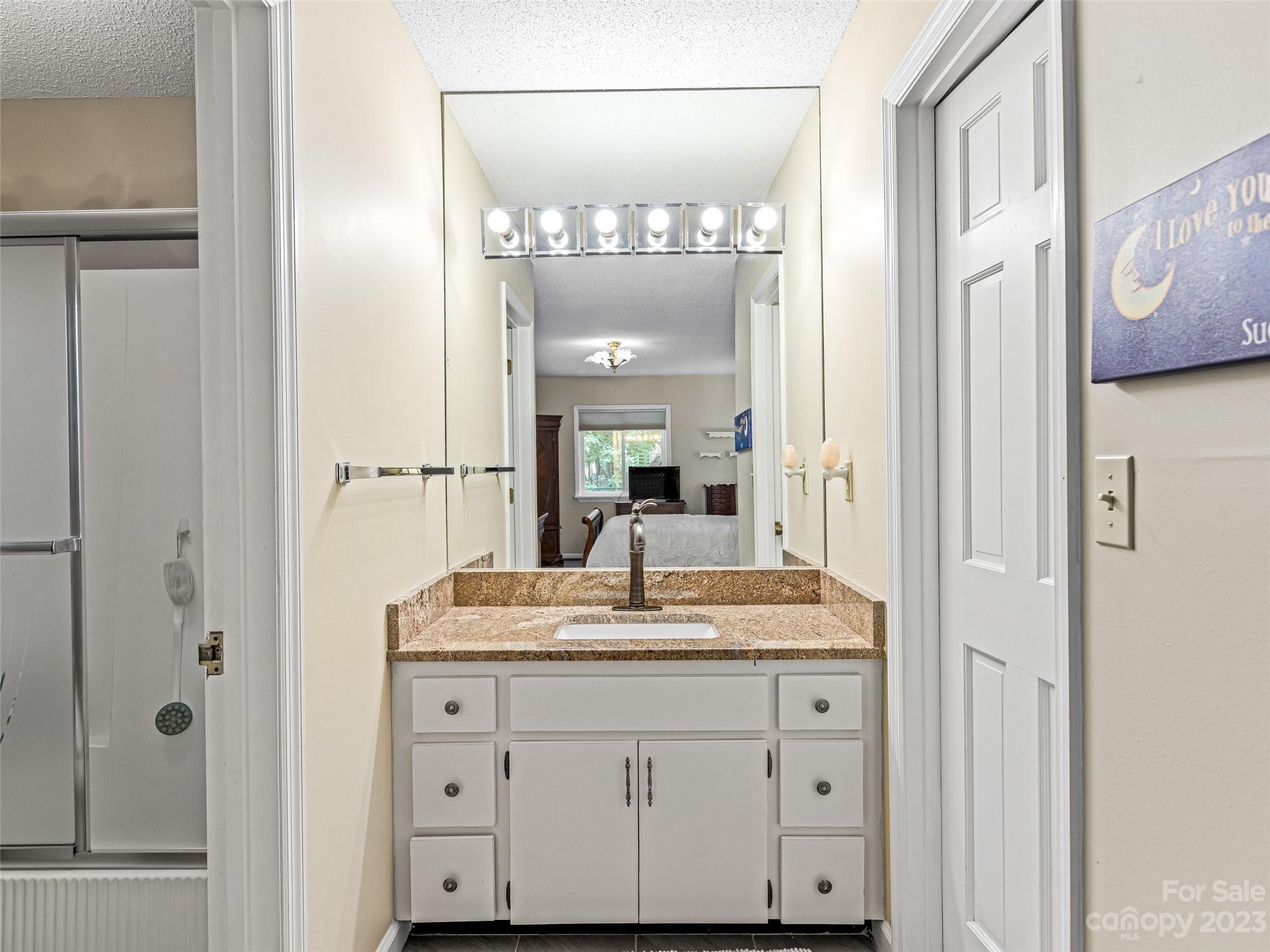 47 Chestnut Ridge Road