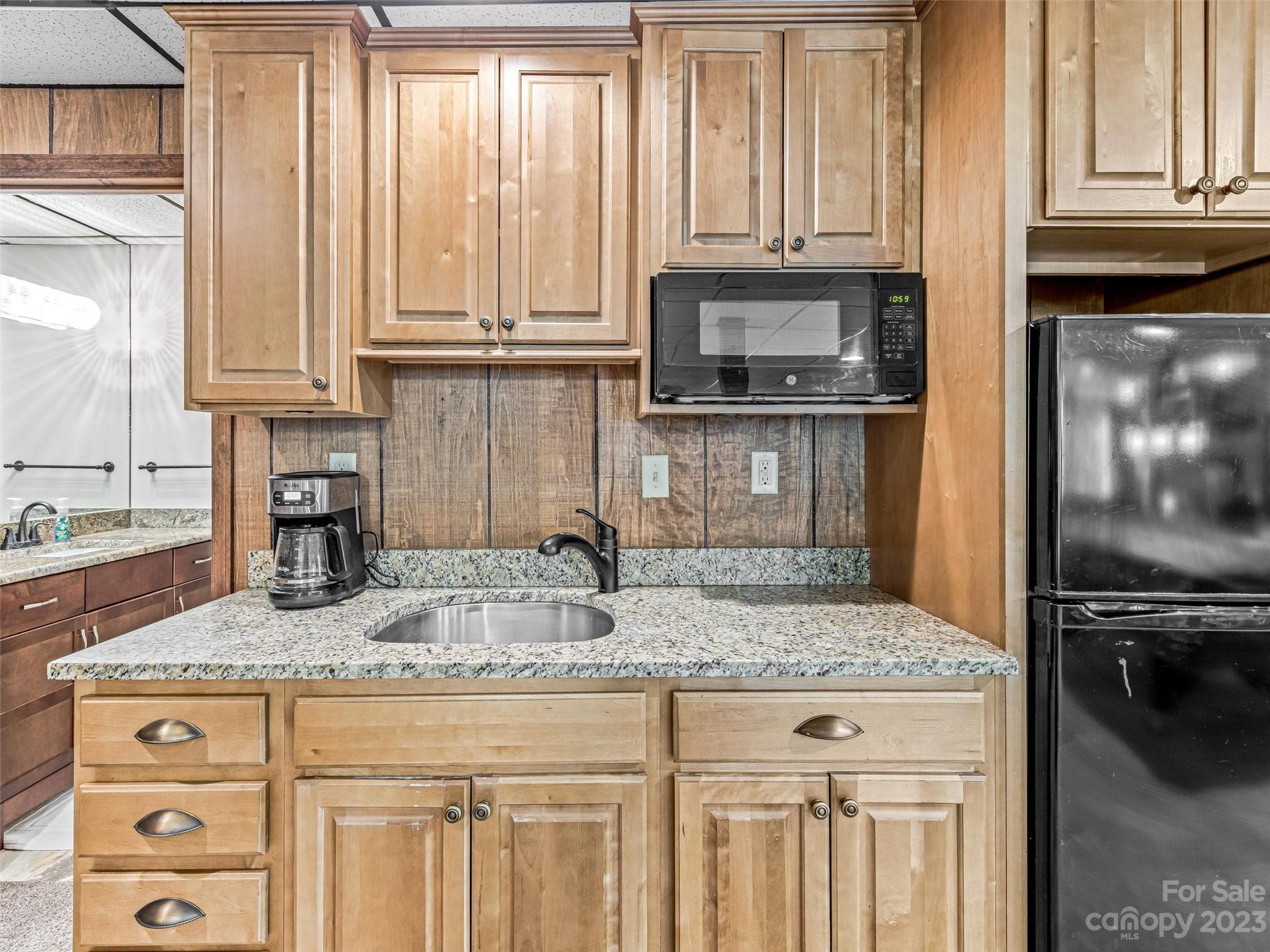 47 Chestnut Ridge Road