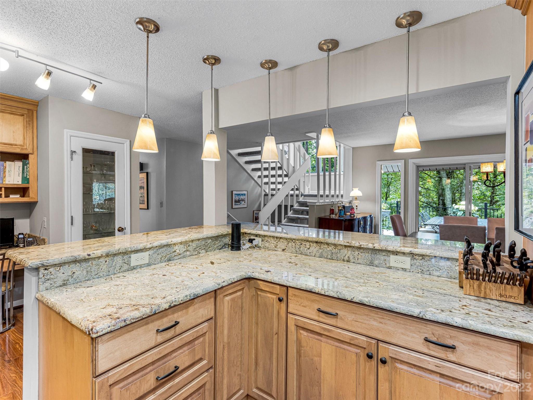 47 Chestnut Ridge Road